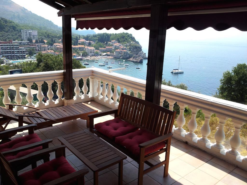 Villa Sara Guesthouse Светі-Стефан Екстер'єр фото